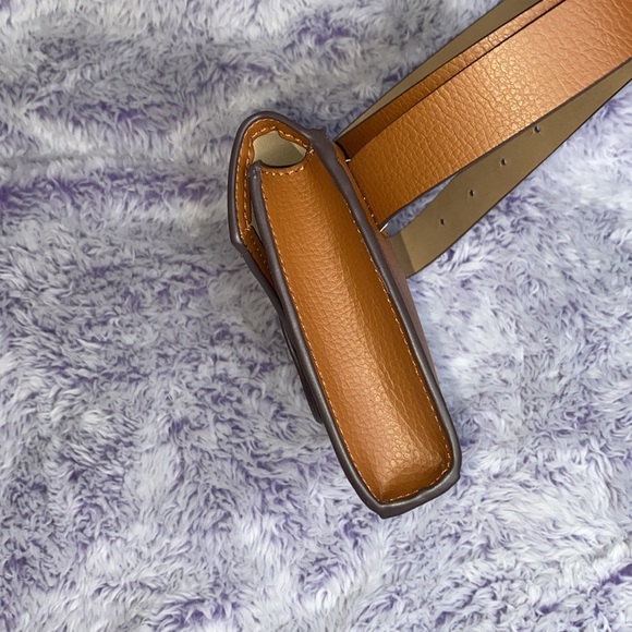 MK Cognac FannyPack - Picture 6 of 9